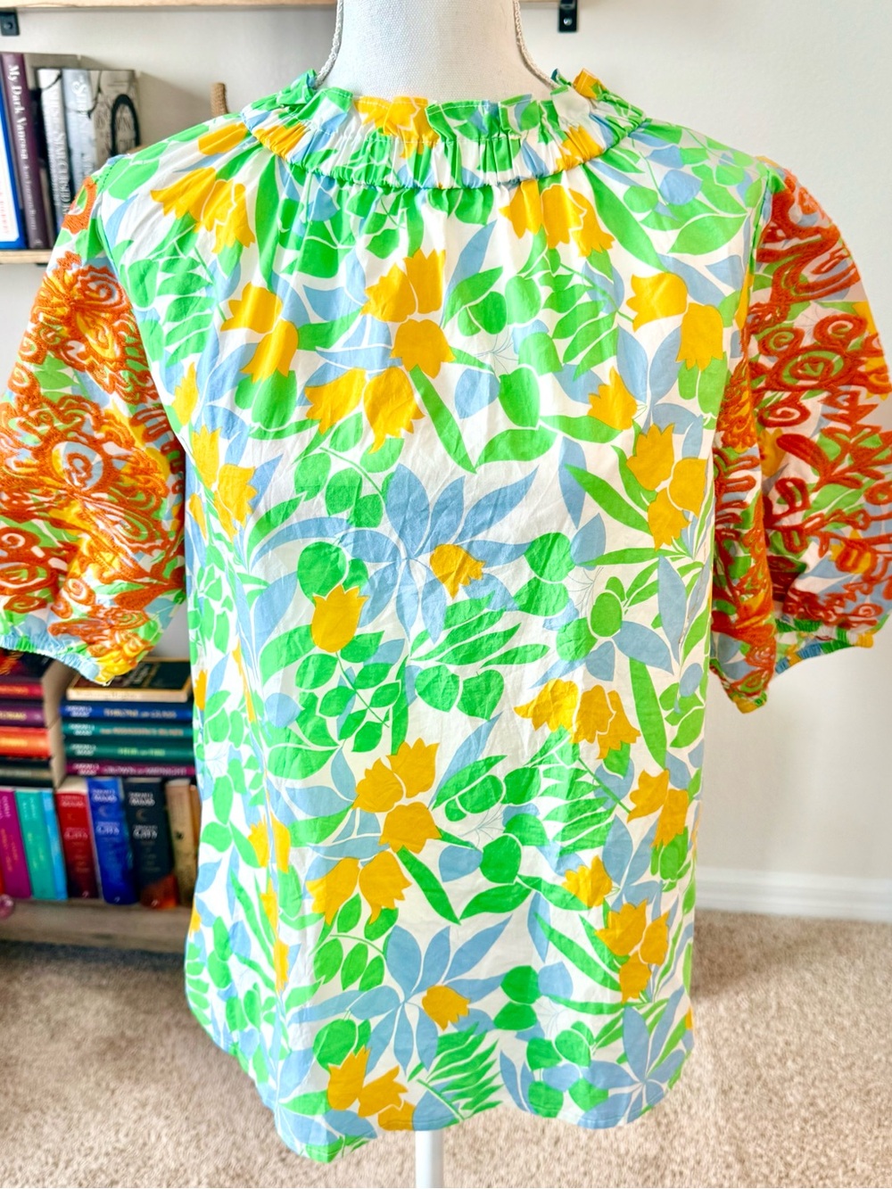 THML NEW NWT Embroidered Puff Sleeve Blouse